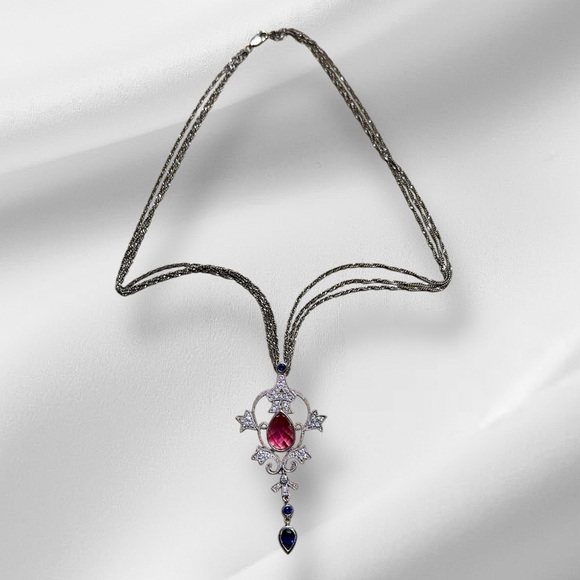 Cute like new stainless pendant w chain faux stones very pretty 18” - Picture 4 of 5